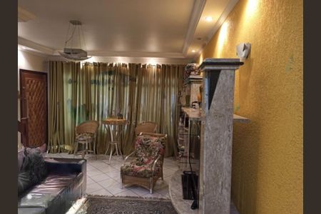 Casa à venda com 2 quartos, 180m² em Jardim Satelite, São Paulo