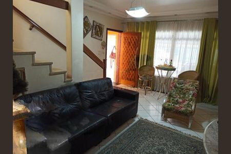 Casa à venda com 2 quartos, 180m² em Jardim Satelite, São Paulo