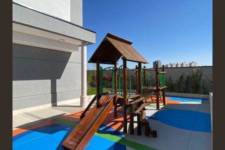 Apartamento para alugar com 54m², 2 quartos e 1 vaga Apartamento para alugar com 54m², 2 quartos e 1 vagaÁrea comum - Playground
