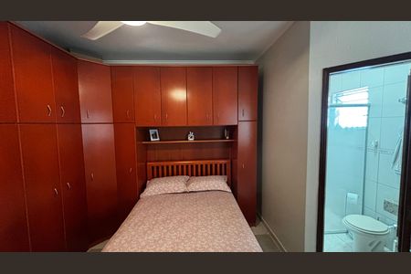 Casa à venda com 150m², 3 quartos e 2 vagas Casa à venda com 150m², 3 quartos e 2 vagasSuite