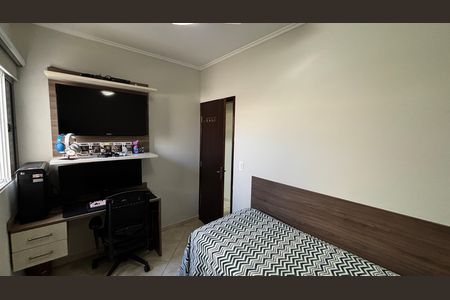 Casa à venda com 150m², 3 quartos e 2 vagas Casa à venda com 150m², 3 quartos e 2 vagasQuarto 2