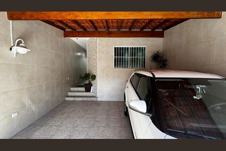 Casa à venda com 150m², 3 quartos e 2 vagas Casa à venda com 150m², 3 quartos e 2 vagasGaragem