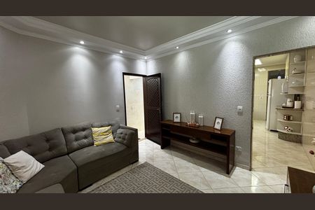 Casa à venda com 150m², 3 quartos e 2 vagas Casa à venda com 150m², 3 quartos e 2 vagasSala