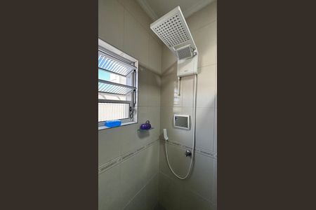 Casa à venda com 150m², 3 quartos e 2 vagas Casa à venda com 150m², 3 quartos e 2 vagasBanheiro