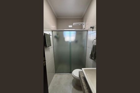 Casa à venda com 150m², 3 quartos e 2 vagas Casa à venda com 150m², 3 quartos e 2 vagasBanheiro