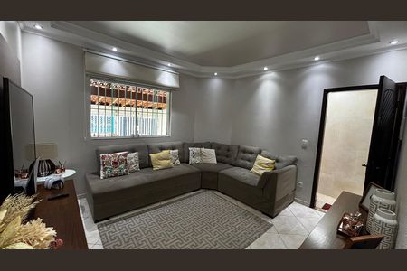 Casa à venda com 150m², 3 quartos e 2 vagas Casa à venda com 150m², 3 quartos e 2 vagasSala