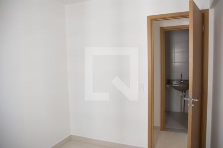 Quarto de apartamento para alugar com 2 quartos, 64m² em Setor Crimeia Oeste, Goiânia