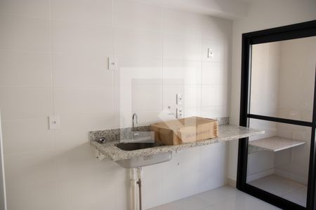Apartamento para alugar com 64m², 2 quartos e 1 vaga Apartamento para alugar com 64m², 2 quartos e 1 vagaCozinha e Área de Serviço