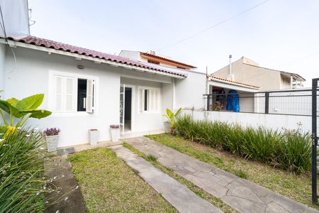 Garagem de casa à venda com 2 quartos, 57m² em Hípica, Porto Alegre