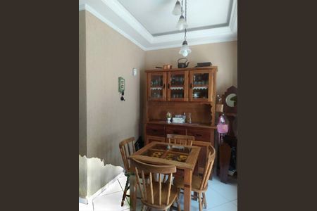 Casa à venda com 3 quartos, 90m² em Vila Carrão, São Paulo
