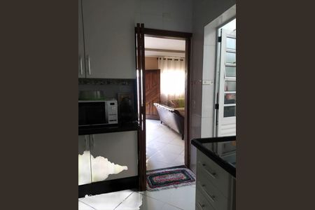 Casa à venda com 3 quartos, 90m² em Vila Carrão, São Paulo