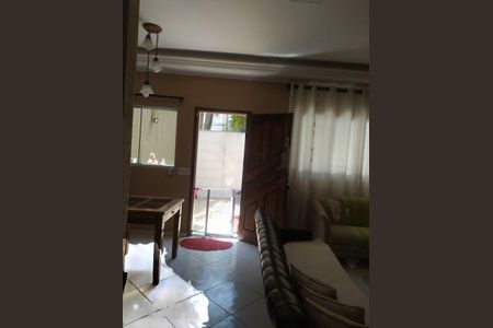 Casa à venda com 3 quartos, 90m² em Vila Carrão, São Paulo