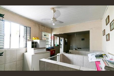 Casa à venda com 3 quartos, 181m² em Vila Carrão, São Paulo