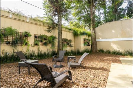 Casa à venda com 4 quartos, 533m² em Jardim Petropolis, São Paulo