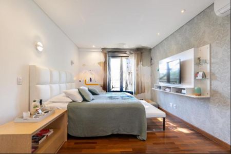 Casa à venda com 4 quartos, 533m² em Jardim Petropolis, São Paulo