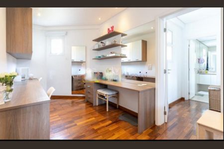 Casa à venda com 4 quartos, 533m² em Jardim Petropolis, São Paulo