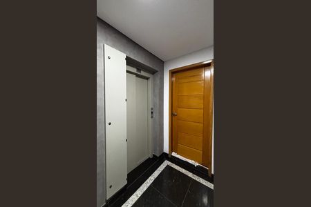 Apartamento à venda com 88m², 2 quartos e 1 vaga Apartamento à venda com 88m², 2 quartos e 1 vagaElevador