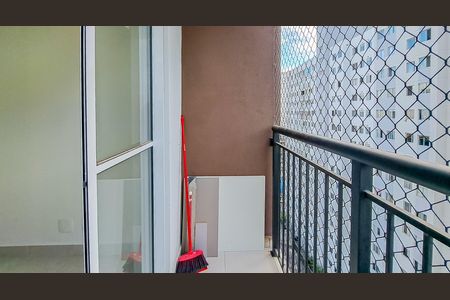 Apartamento para alugar com 27m², 1 quarto e sem vaga Apartamento para alugar com 27m², 1 quarto e sem vagaVaranda