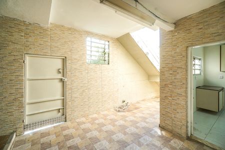 Casa para alugar com 135m², 2 quartos e 2 vagasQuintal