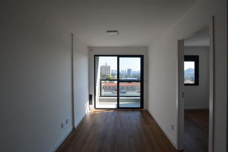 Studio para alugar com 30m², 1 quarto e sem vaga Studio para alugar com 30m², 1 quarto e sem vagaSALA / COZINHA