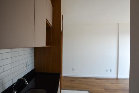 Studio para alugar com 30m², 1 quarto e sem vaga Studio para alugar com 30m², 1 quarto e sem vagaCOZINHA / SALA