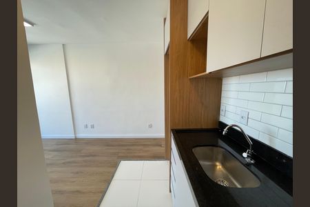 Cozinha de apartamento para alugar com 1 quarto, 31m² em Butantã, São Paulo