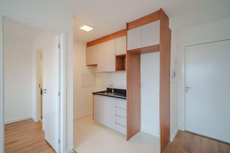 Cozinha de apartamento para alugar com 1 quarto, 31m² em Butantã, São Paulo