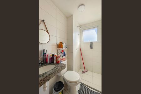 Casa de condomínio à venda com 46m², 2 quartos e 1 vaga Casa de condomínio à venda com 46m², 2 quartos e 1 vagaBanheiro