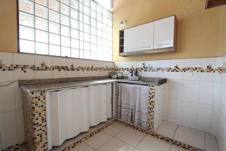 Casa de condomínio à venda com 340m², 5 quartos e 2 vagasTerraço - Cozinha