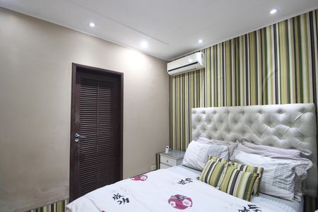 Casa de condomínio à venda com 340m², 5 quartos e 2 vagasSuíte 1