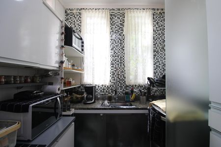 Casa de condomínio à venda com 340m², 5 quartos e 2 vagasCozinha