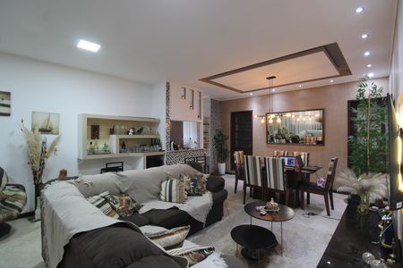 Casa de Condomínio à venda com 5 quartos, 340m² em Tanque, Rio de Janeiro