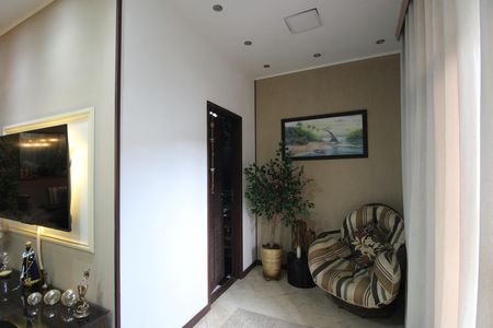Sala de casa de condomínio à venda com 5 quartos, 340m² em Tanque, Rio de Janeiro