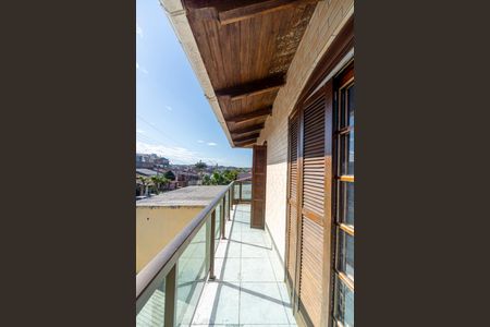 Casa para alugar com 170m², 4 quartos e 2 vagas Casa para alugar com 170m², 4 quartos e 2 vagasVaranda do quarto 3
