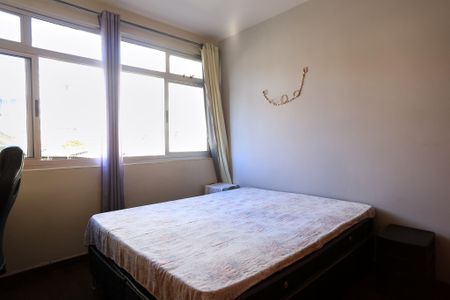 Quarto de apartamento à venda com 2 quartos, 82m² em Floresta, Belo Horizonte