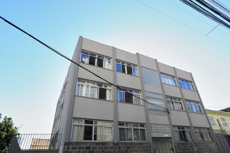 Apartamento à venda com 82m², 2 quartos e 1 vaga Apartamento à venda com 82m², 2 quartos e 1 vagaFachada com Plaquinha