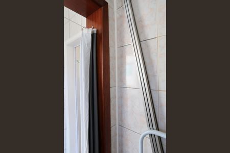 Apartamento à venda com 82m², 2 quartos e 1 vaga Apartamento à venda com 82m², 2 quartos e 1 vagaBanheiro de serviço