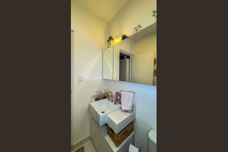 Casa para alugar com 120m², 2 quartos e 1 vagaBanheiro