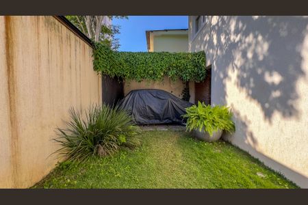 Área externa de casa para alugar com 2 quartos, 120m² em Brooklin, São Paulo