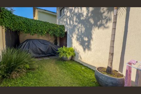 Área externa de casa para alugar com 2 quartos, 120m² em Brooklin, São Paulo