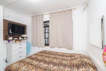 Casa à venda com 1504m², 4 quartos e 2 vagasCasa 1 - Quarto 2