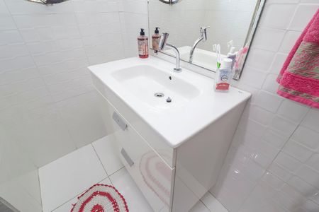 Casa à venda com 1504m², 4 quartos e 2 vagasCasa 2 - Banheiro