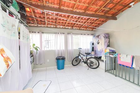 Casa à venda com 1504m², 4 quartos e 2 vagasCasa 2 - Área de Serviço