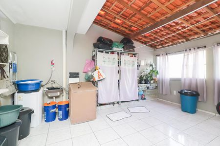 Casa à venda com 1504m², 4 quartos e 2 vagasCasa 2 - Área de Serviço