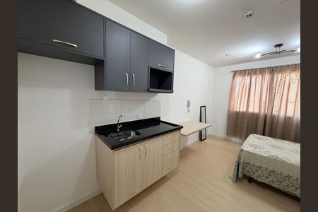 Studio para alugar com 18m², 1 quarto e sem vaga Studio para alugar com 18m², 1 quarto e sem vagaCozinha