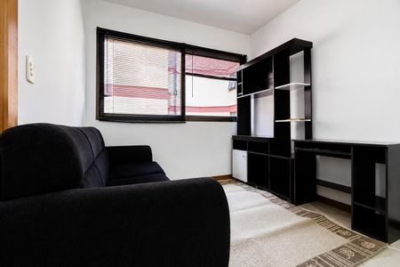 Sala de apartamento para alugar com 1 quarto, 42m² em Centro Histórico, Porto Alegre