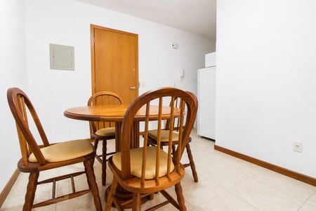 Sala de apartamento para alugar com 1 quarto, 42m² em Centro Histórico, Porto Alegre