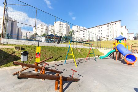 Apartamento para alugar com 42m², 2 quartos e 1 vaga Apartamento para alugar com 42m², 2 quartos e 1 vagaÁrea comum - Playground