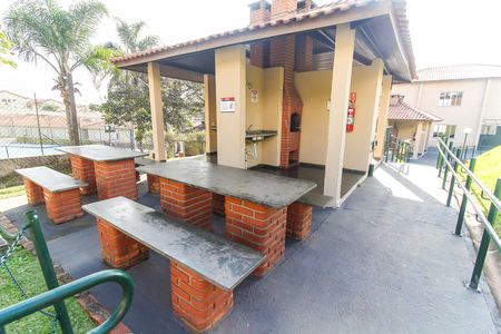Apartamento para alugar com 42m², 2 quartos e 1 vaga Apartamento para alugar com 42m², 2 quartos e 1 vagaÁreas comuns - Churrasqueiras