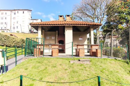 Apartamento para alugar com 42m², 2 quartos e 1 vaga Apartamento para alugar com 42m², 2 quartos e 1 vagaÁreas comuns - Churrasqueiras